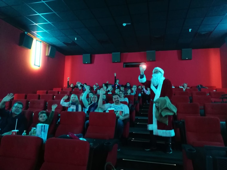 Der Nikolaus besucht das Kino 2019